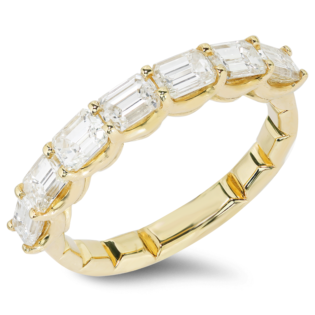 18K gold diamond emerald cut diamond wedding band