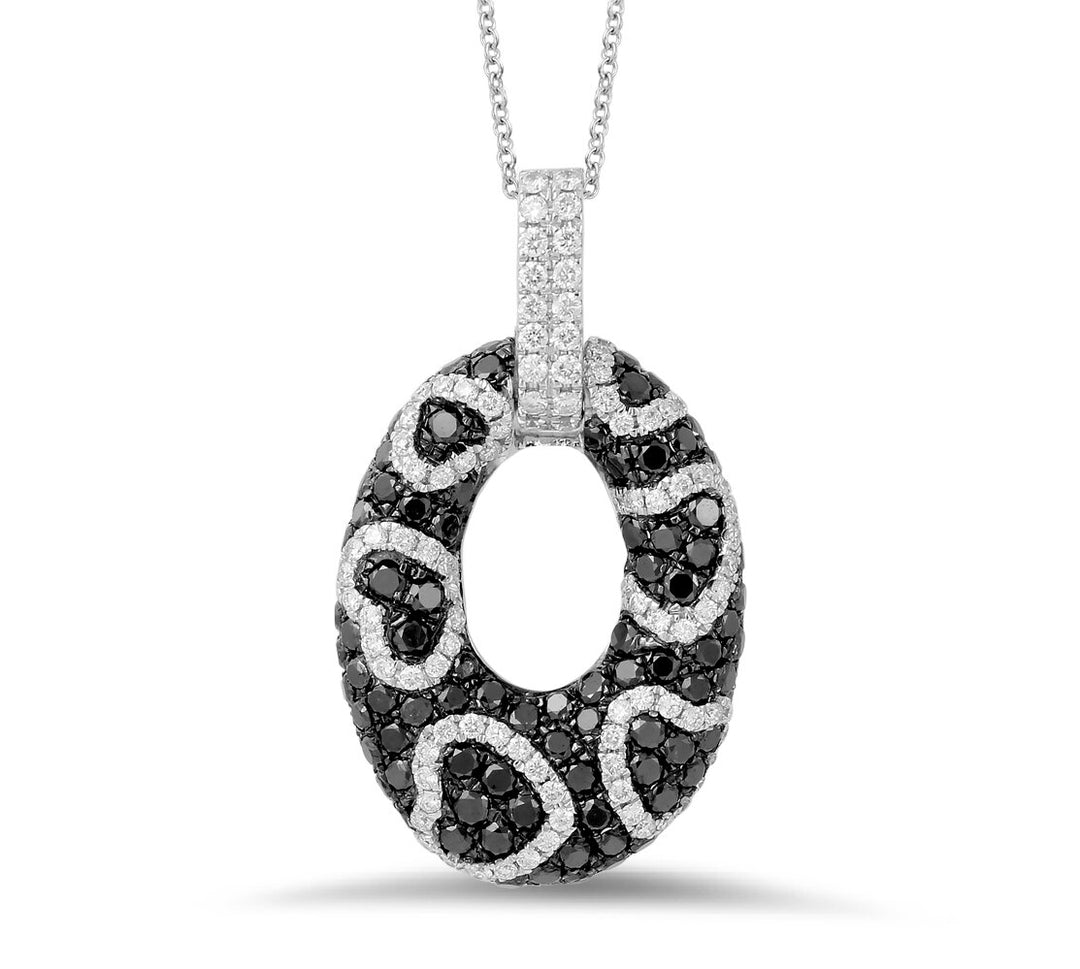 Diamond pendant in 14K white gold