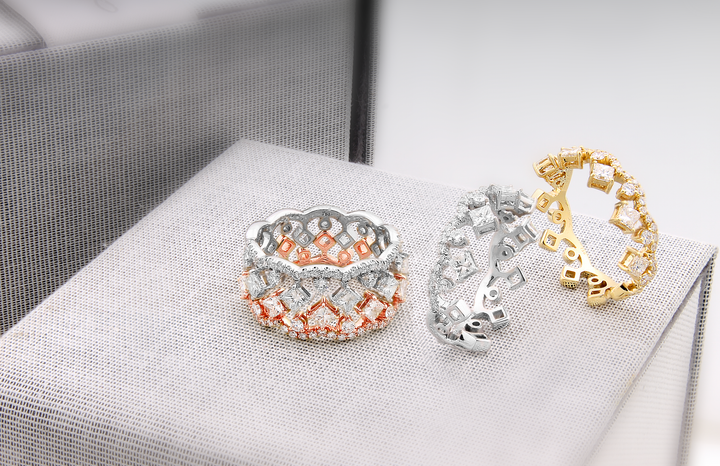 18K gold crown-inspired ring