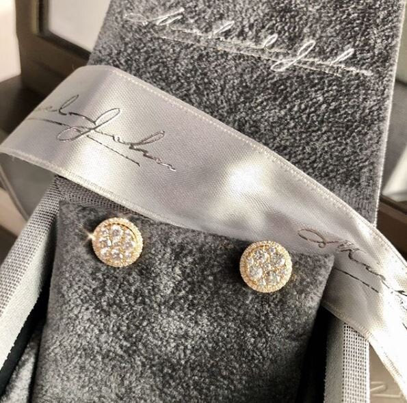 Illusion setting 18K gold and diamond stud earrings