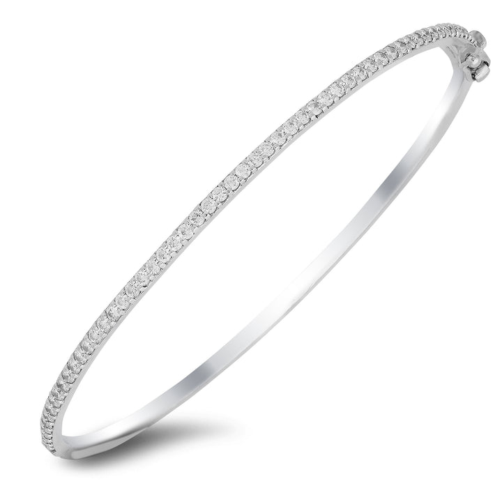 Sleek 18K gold diamond bangle