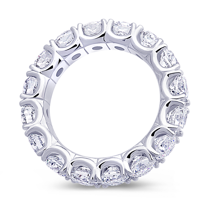 18K gold round brilliant cut diamond eternity band
