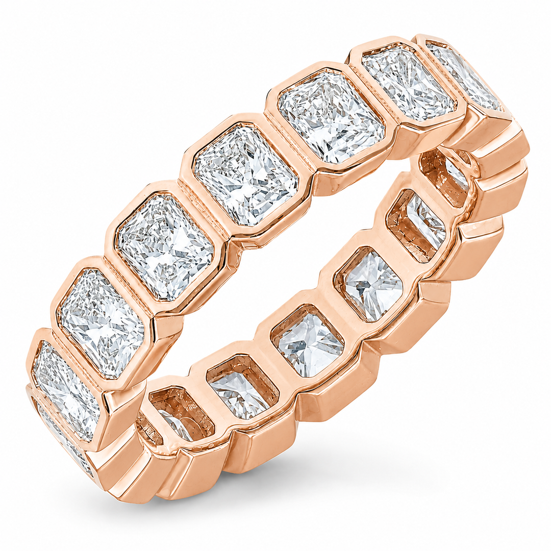 Cushion cut diamond eternity band set in an 18K gold band