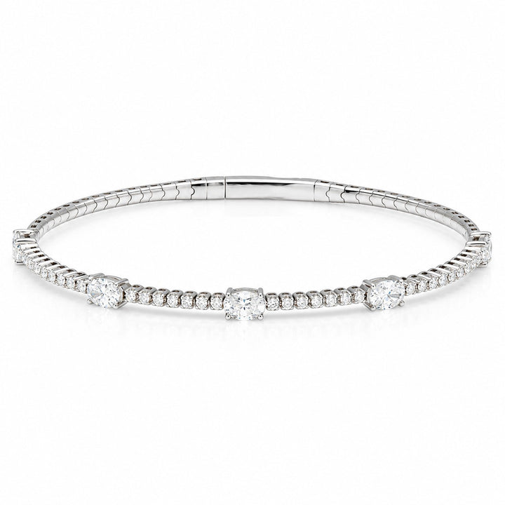 14K Gold Oval & Round Diamond Bangle