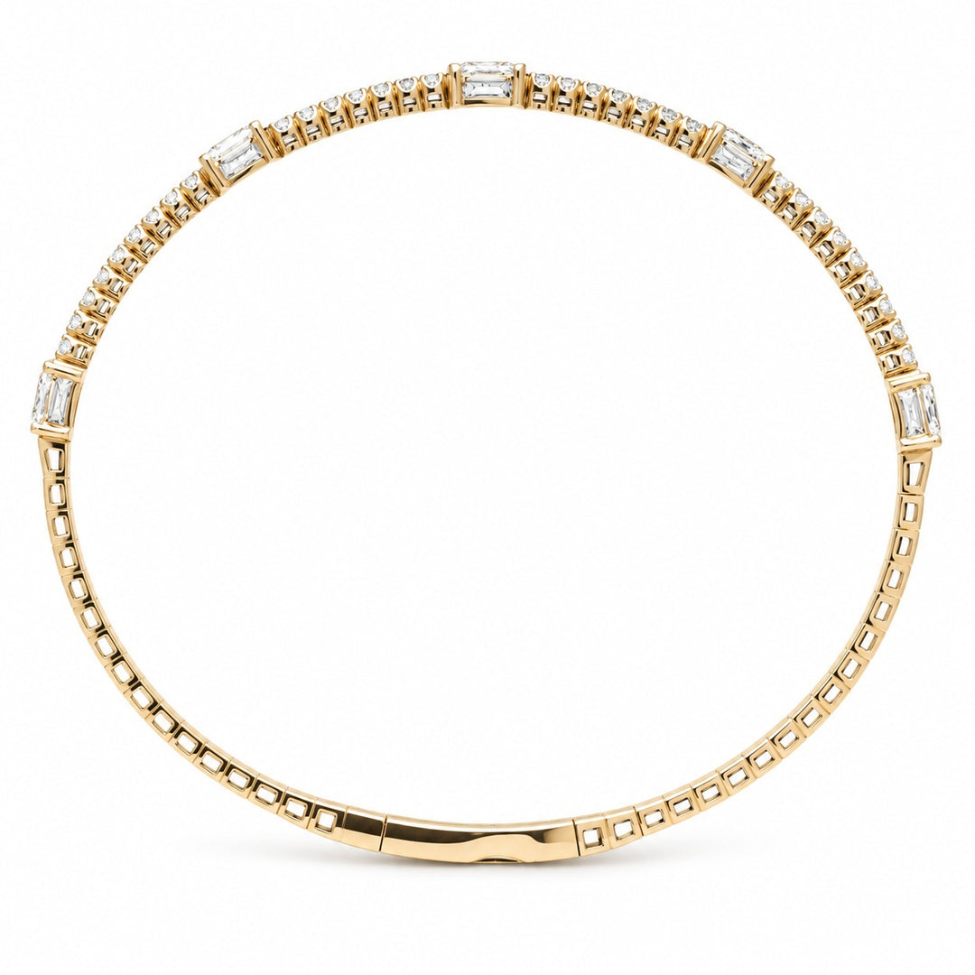 14K Gold Oval & Round Diamond Bangle