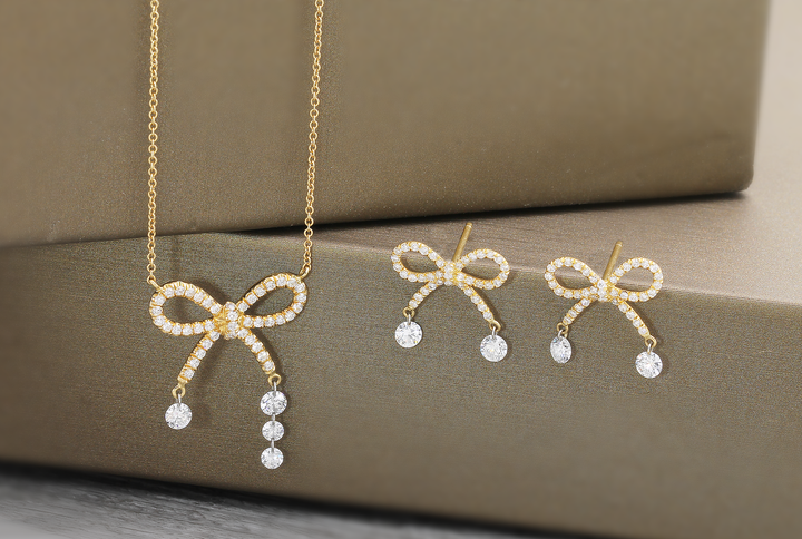 18K gold diamond pendant - SKU#: 28529