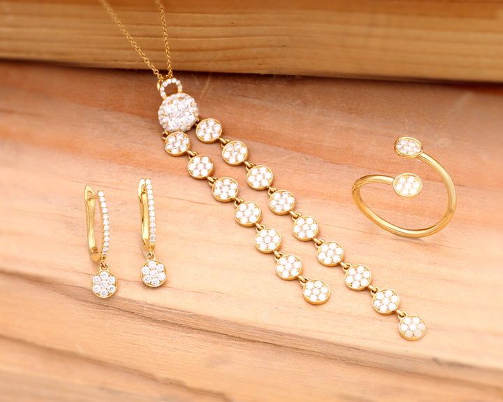 Diamond pave ring in 18K gold  - SKU#: 30136